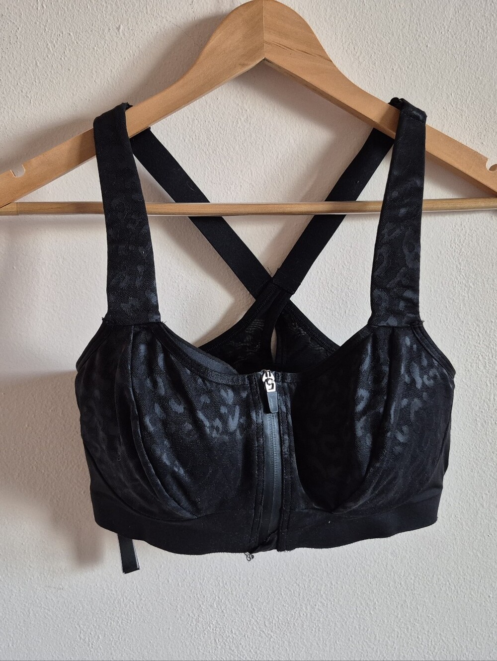 Victoria's Secret Incredible Knock Out Ultra Max 34DDD